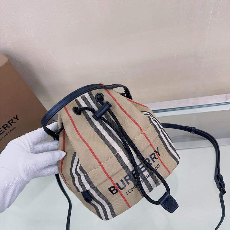 Bv*b*rry bucket bags